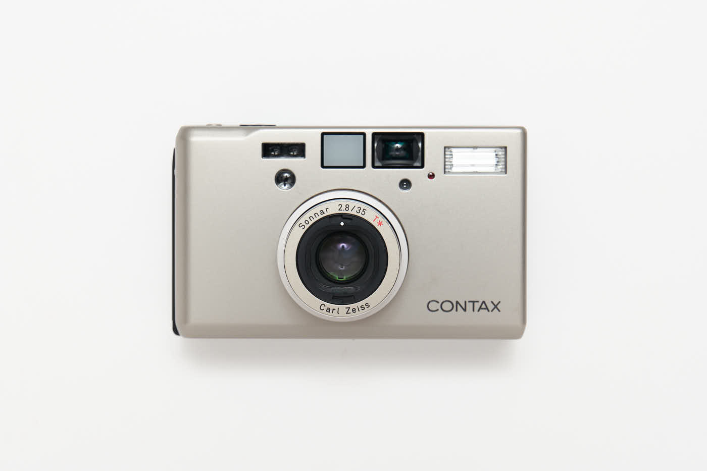 世界でいちばん人気のフィルムカメラ「CONTAX T3」レビュー | SATYOUTH