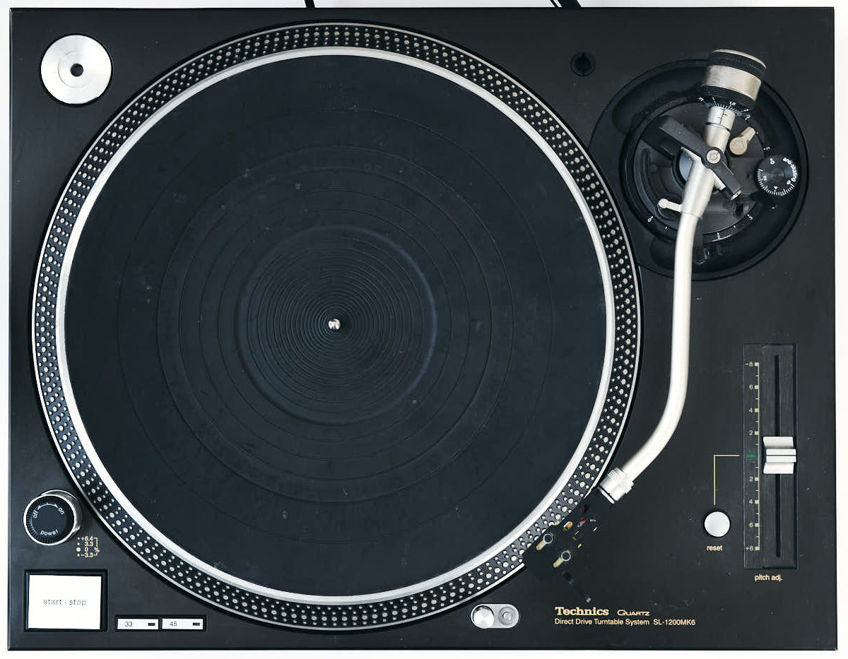 レコードを聴くなら“最強の定番”プレーヤー「SL-1200MK6」がおすすめ ...