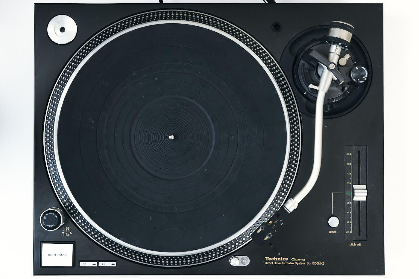 レコードを聴くなら“最強の定番”プレーヤー「SL-1200MK6」がおすすめ